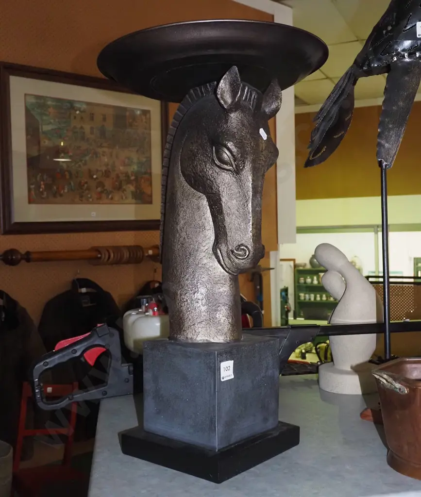unusual composite horse head jardiniere stand H-580 Image 1++