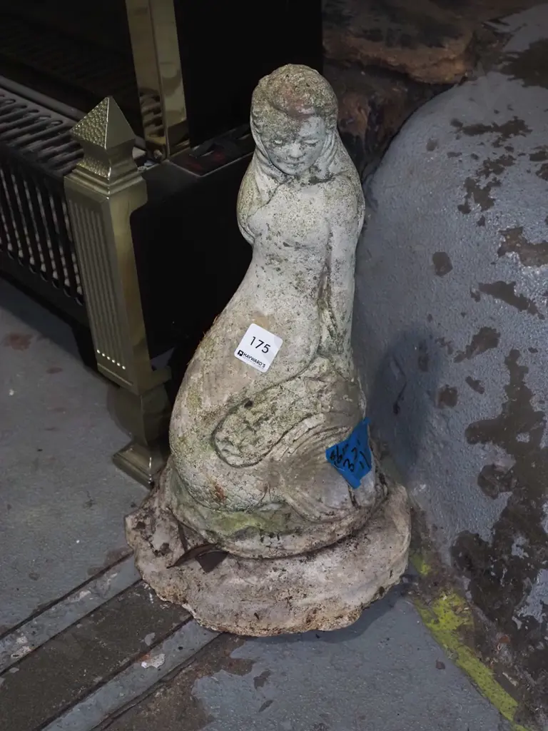 concrete garden ornament - mermaid on rock H-370 Image 1++