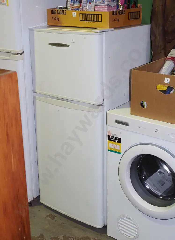 small F&P fridge/freezer H-1220 W-530 D-550 Image 1++