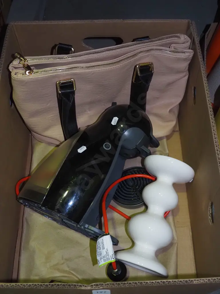box; Nescafe Dolce Gusto, small jardiniere, hand bag Image 1++