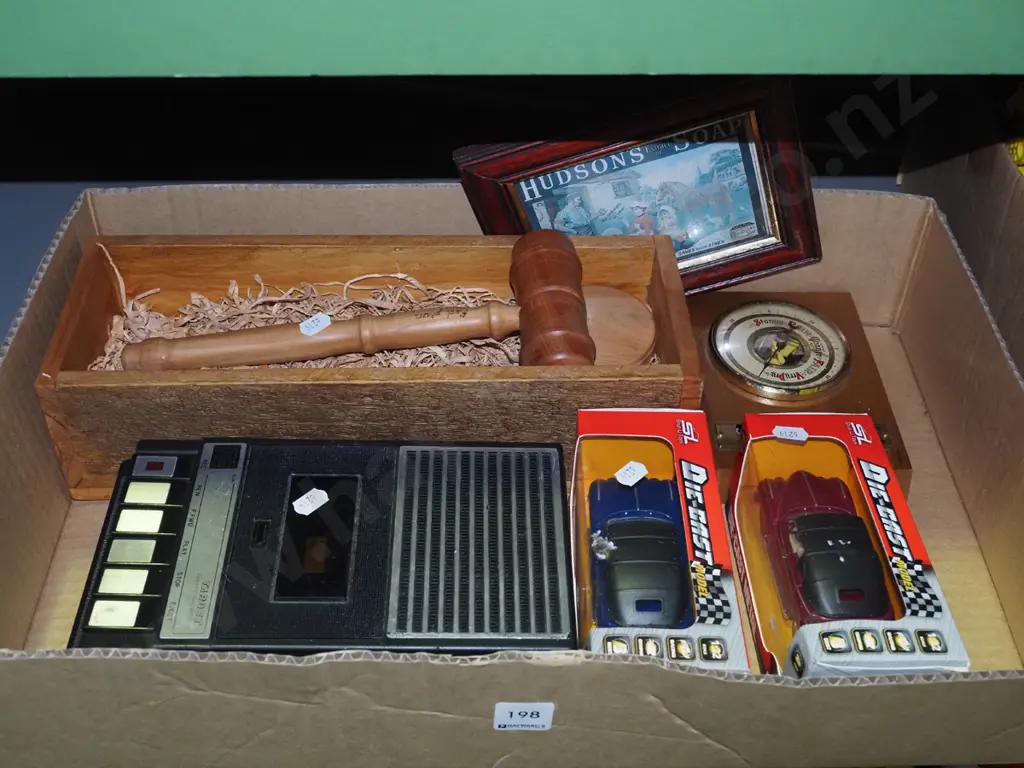 box; gavel, print, barometer etc Image 1++