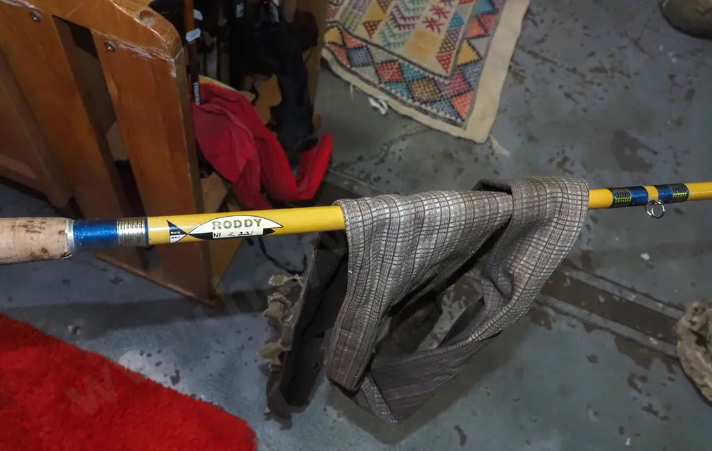 Roddy fly rod and bag Image 1++