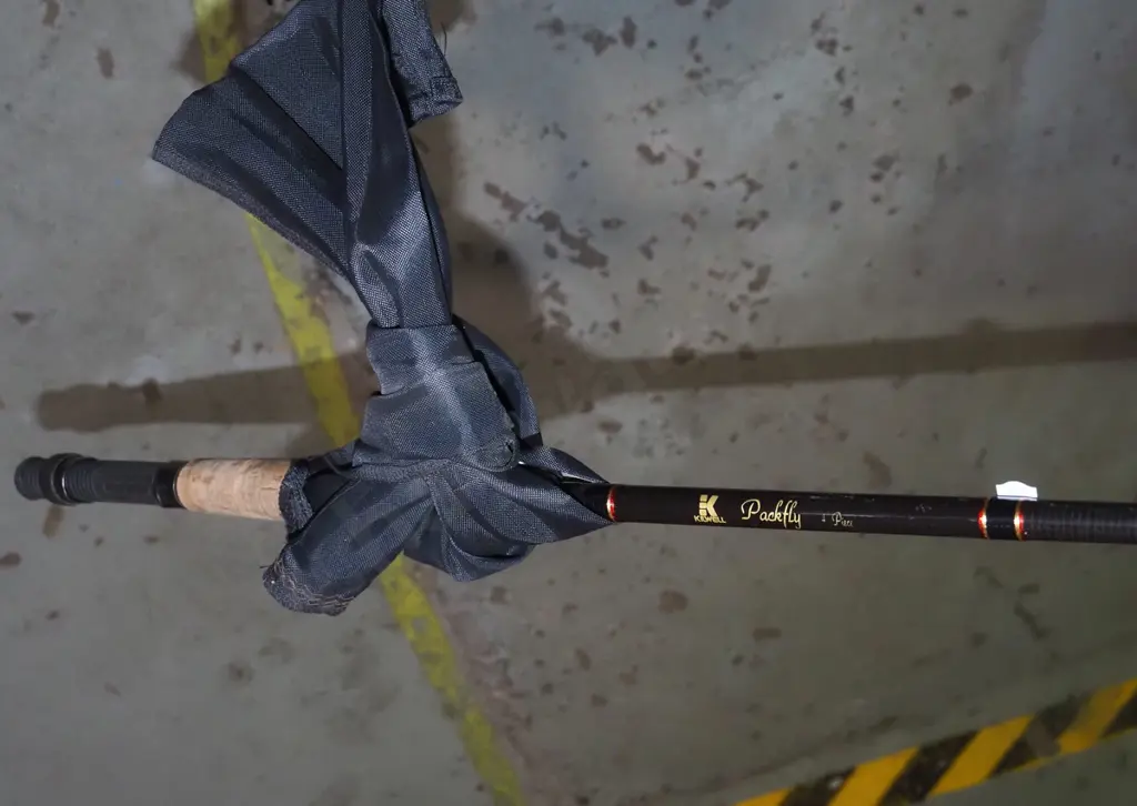 Kilwell fly rod and bag Image 1++