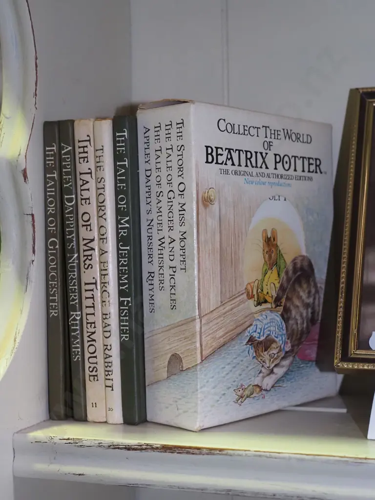 Beatrix Potter books Image 1++