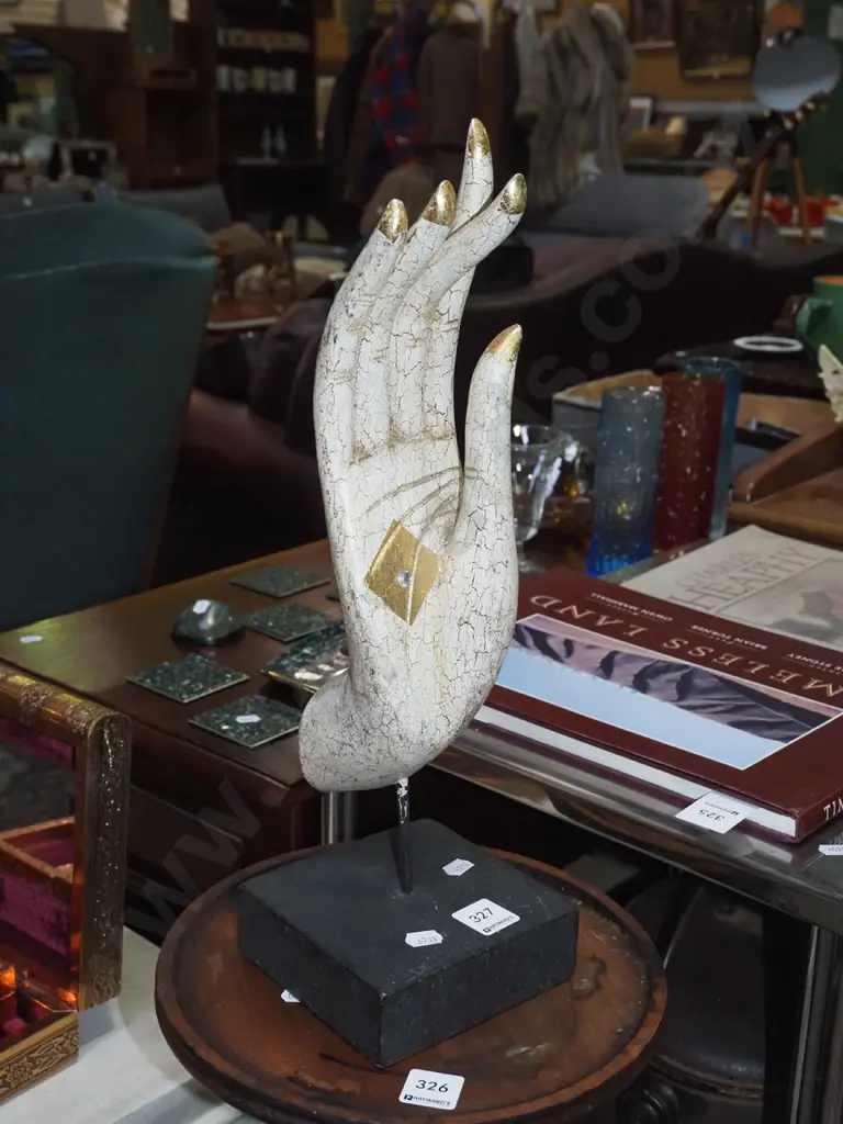wooden hand sculpture H-420 Image 1++