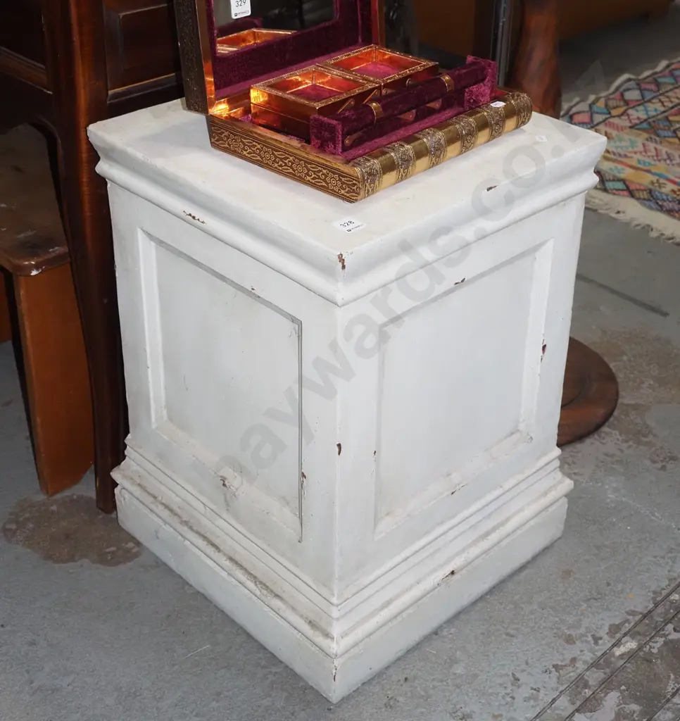 fibro-cement classical style plinth H-570 W-400 D-400 Image 1++
