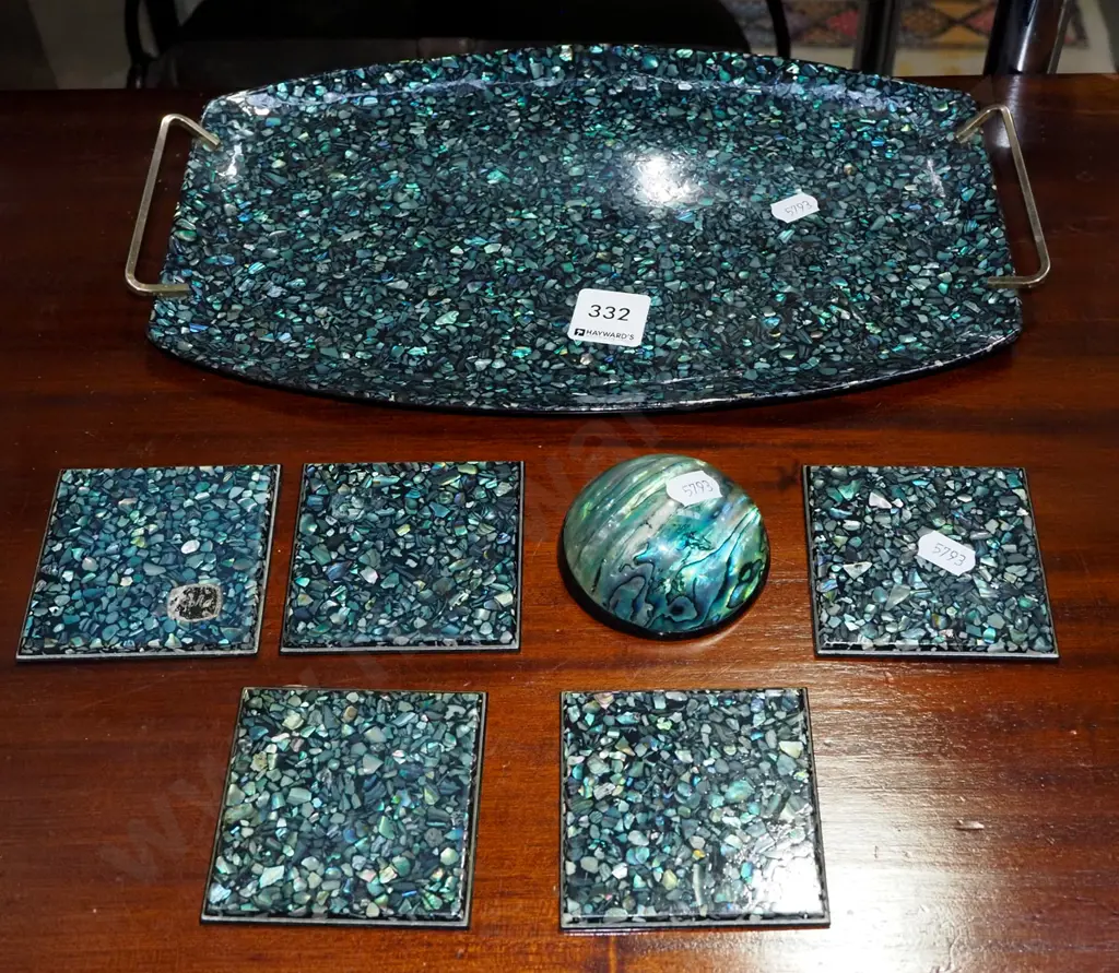 NZ paua souvenir ware Image 1++