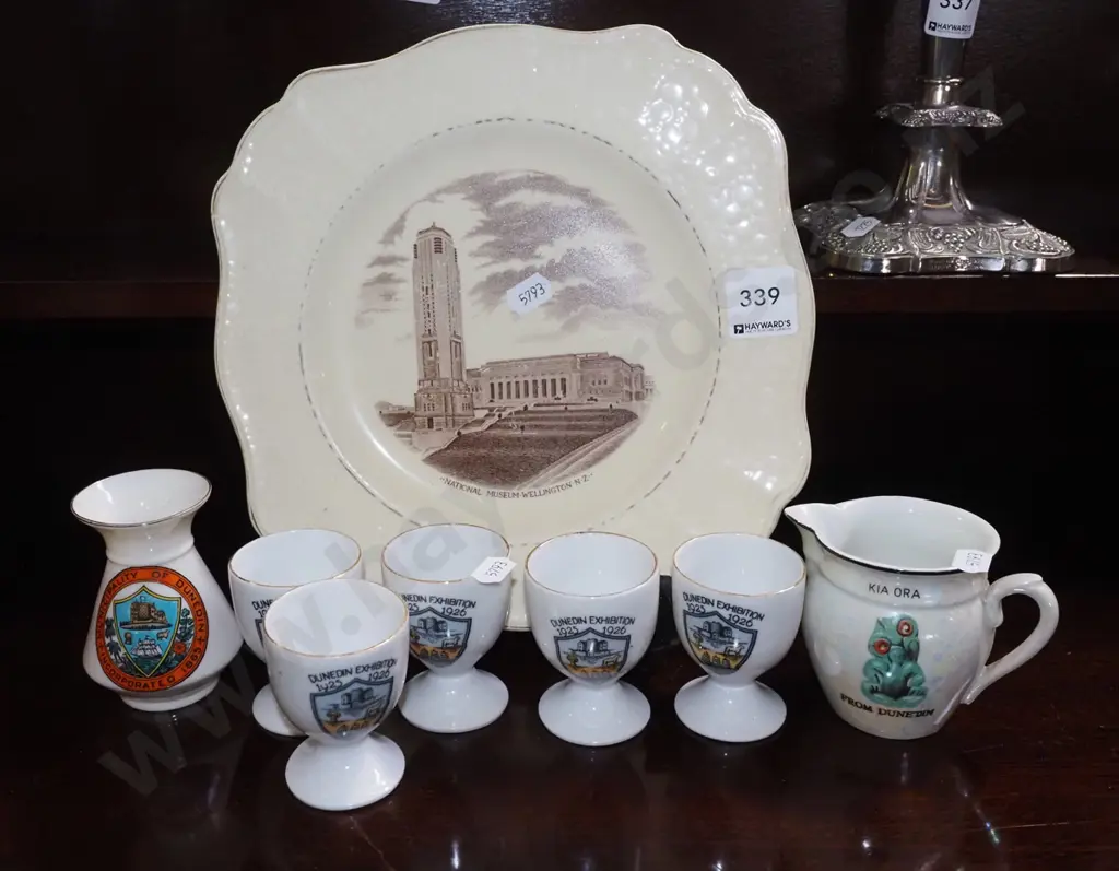 Wellington NZ plate, Dunedin souvenir ware Image 1++