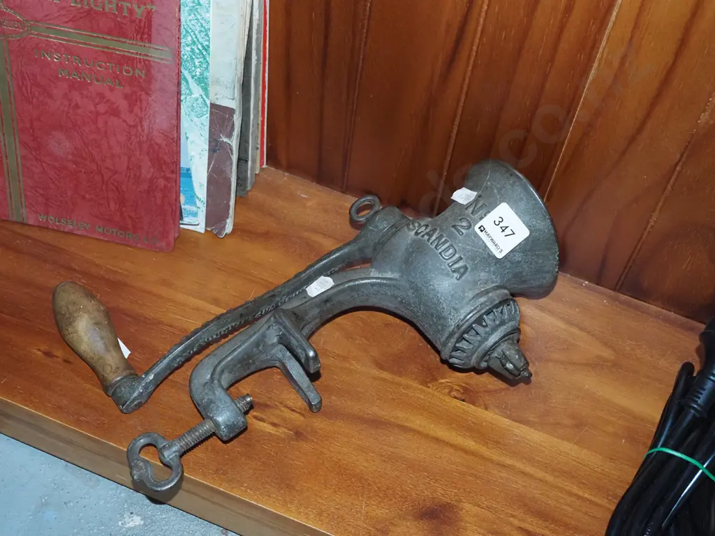 bench top mincer Image 1++