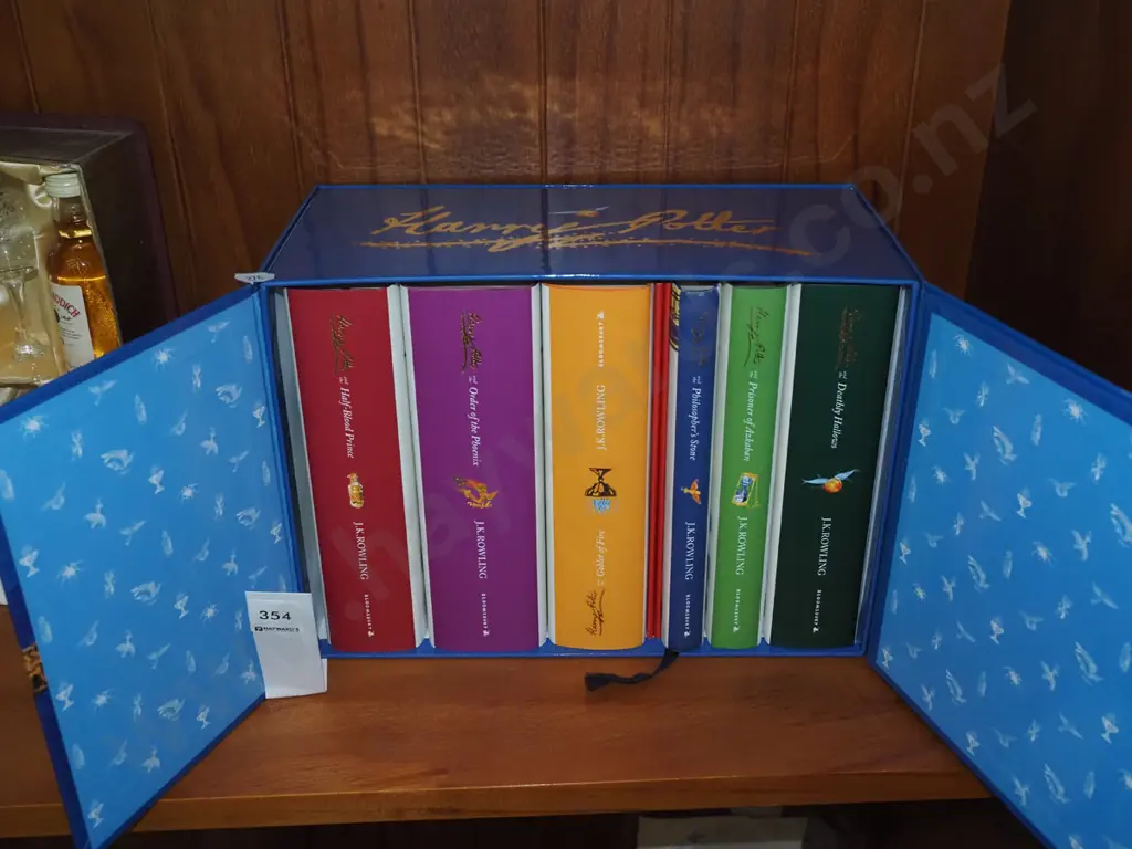 Harry Potter book set Image 1++