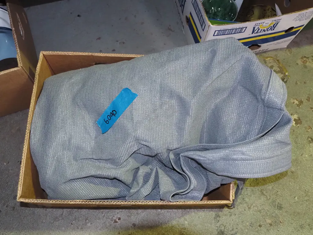 box; shade sail Image 1++