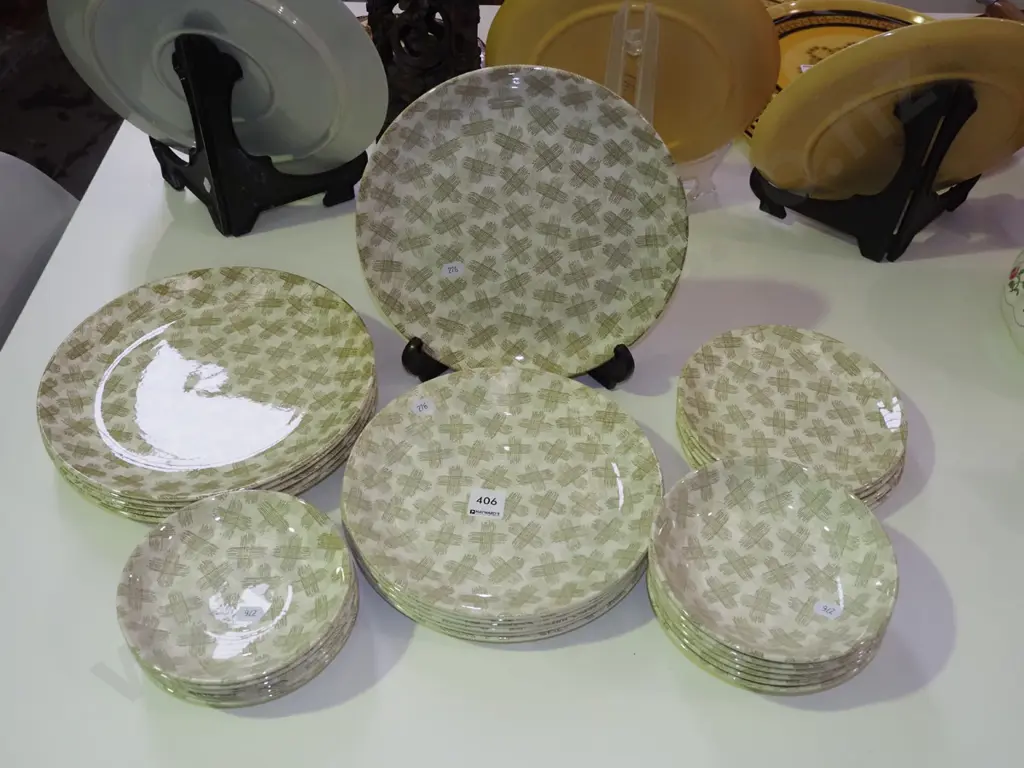 Crown Lynn Staccato plates and bowls Image 1++