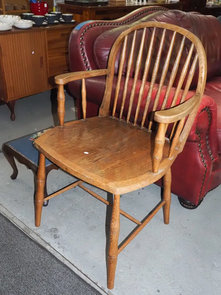 oak spindle back dining chair Image 1++