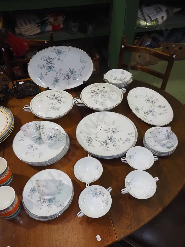 Noritake Lorene dinner items Image 1++