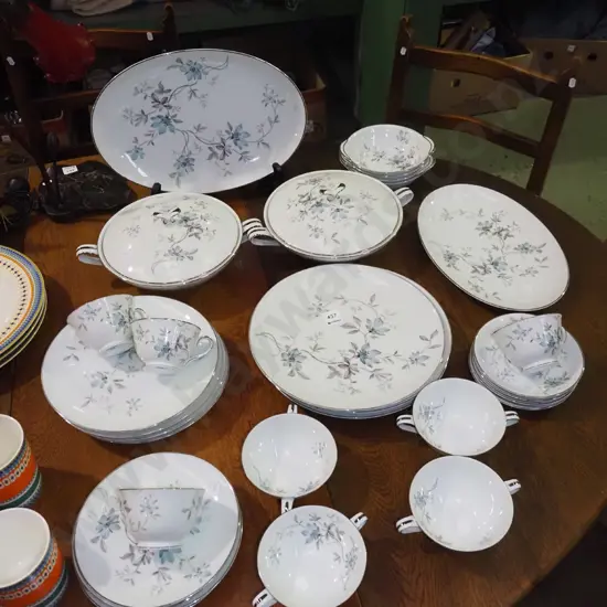 Noritake Lorene dinner items