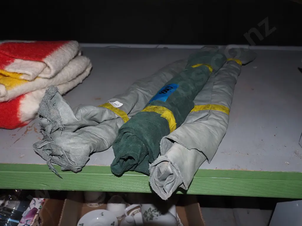 3x rolls of leather Image 1++