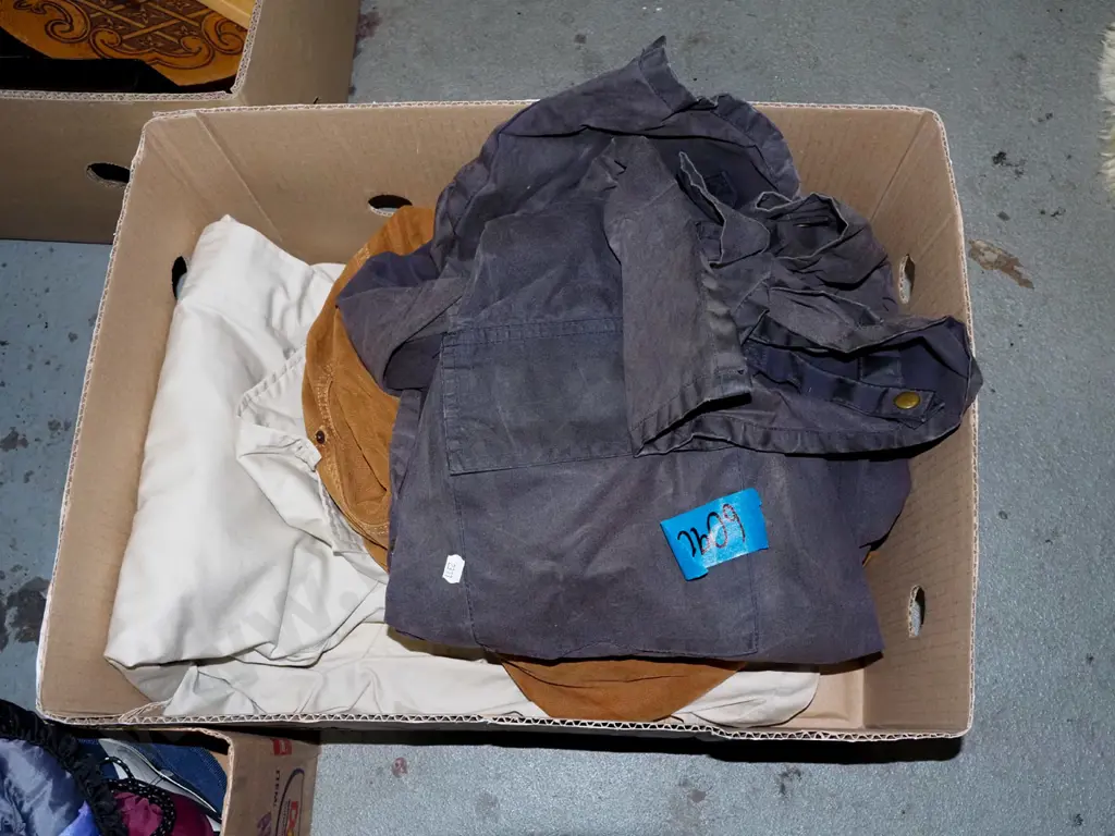 box; rain coat, denim jacket etc Image 1++
