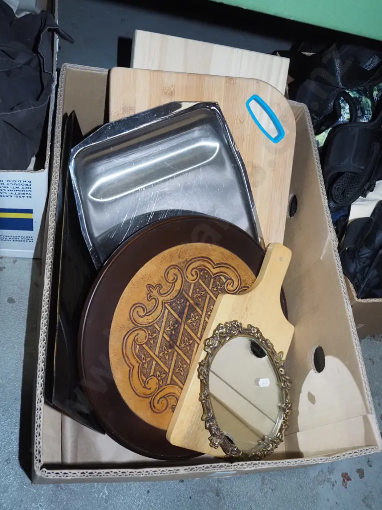 box; chopping boards, serving trays, mirror etc Image 1++