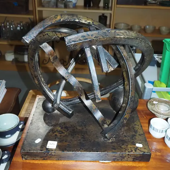 unusual tin sculpture H-390