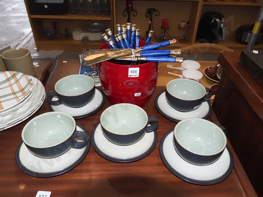 red jardiniere, blue handled cutlery, 5x Denby cups and saucers Image 1++