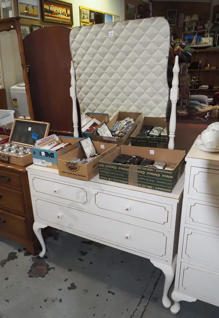 white painted mirror back dresser with ceramic handles H-1520 W-940 D-390 Image 1++