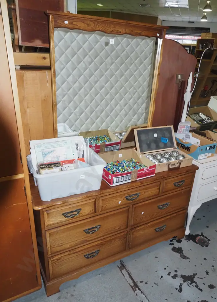 solid oak and rimu 7 drawer mirror back dresser H-1620 W-1220 D-400 Image 1++