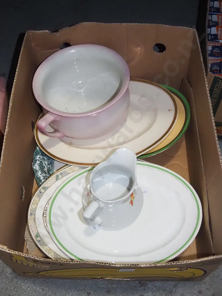 box; ashets, chamber pot, jug Image 1++