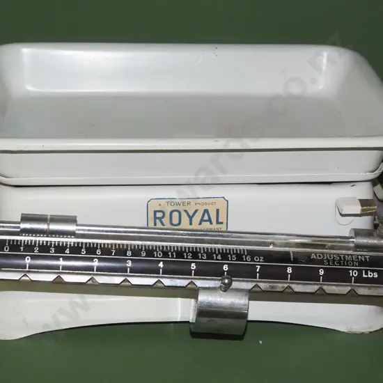 vintage Royal scales