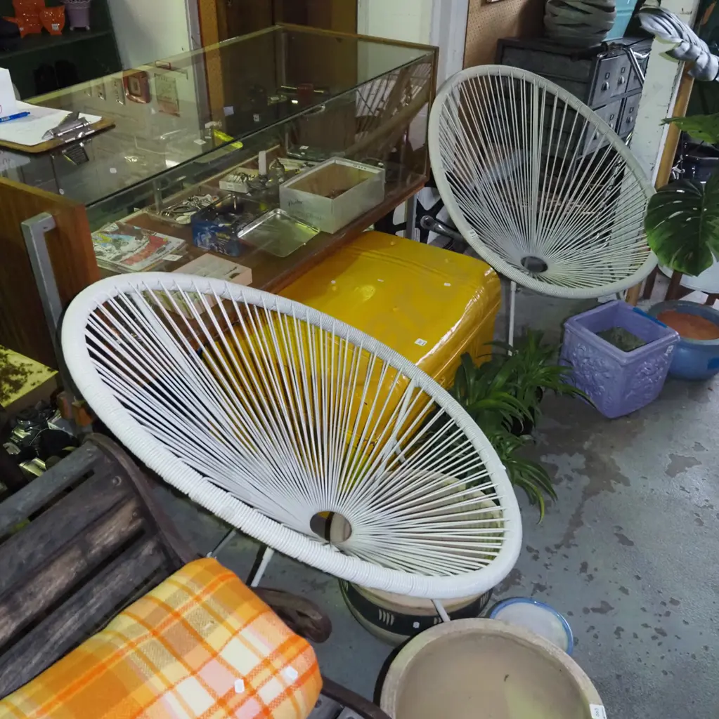 2x reproduction retro plastic moon chairs Image 1++