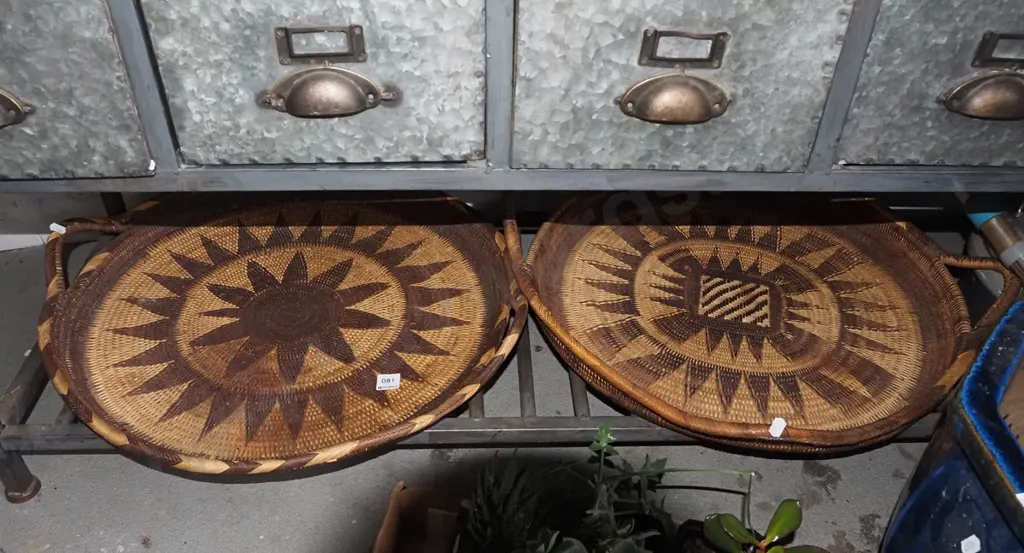 2x woven cane trays Image 1++