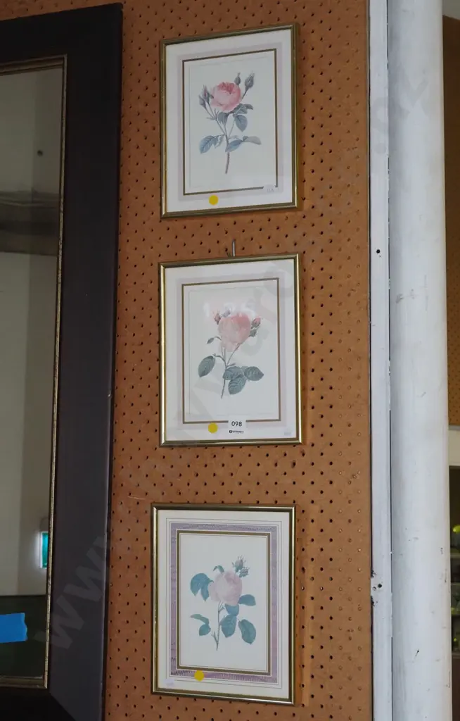 3x rose prints - yellow dots Image 1++