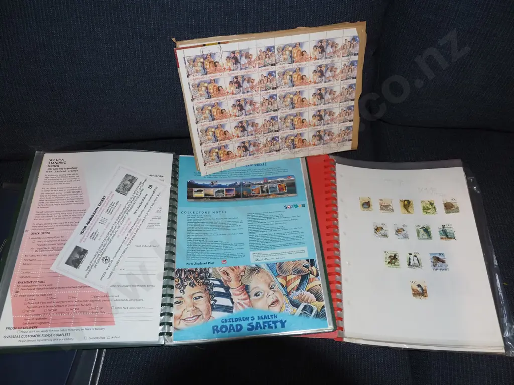 stamp albums Image 1++