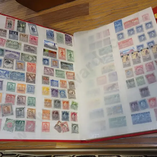 3x stamp albums