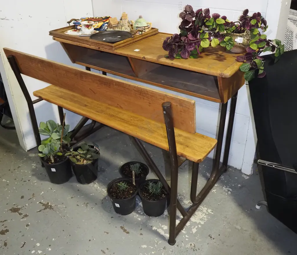 old school 2 seater school desk H-820 W-1200 D-760 Image 1++