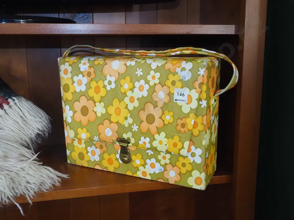 retro hair dryer in floral carry case Image 1++