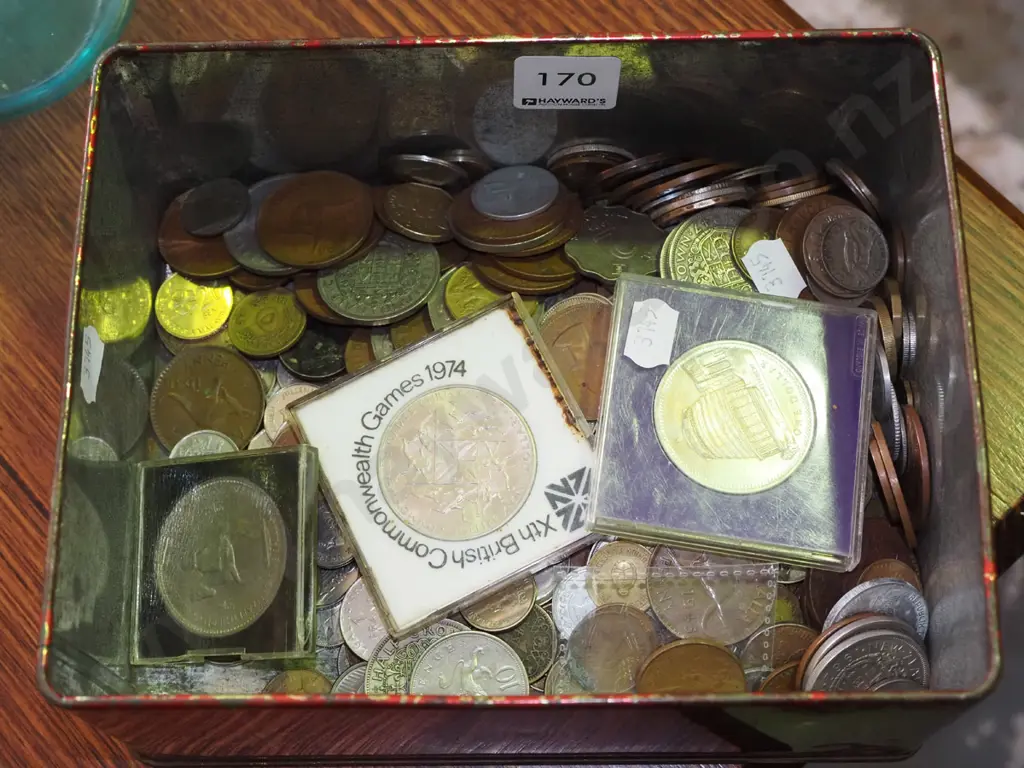 tin of coins Image 1++