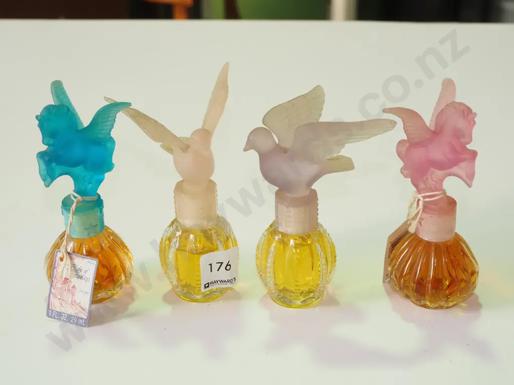 4x bird stoppered scent bottles  Image 1++