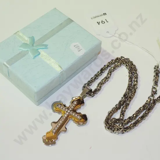 crucifix pendant