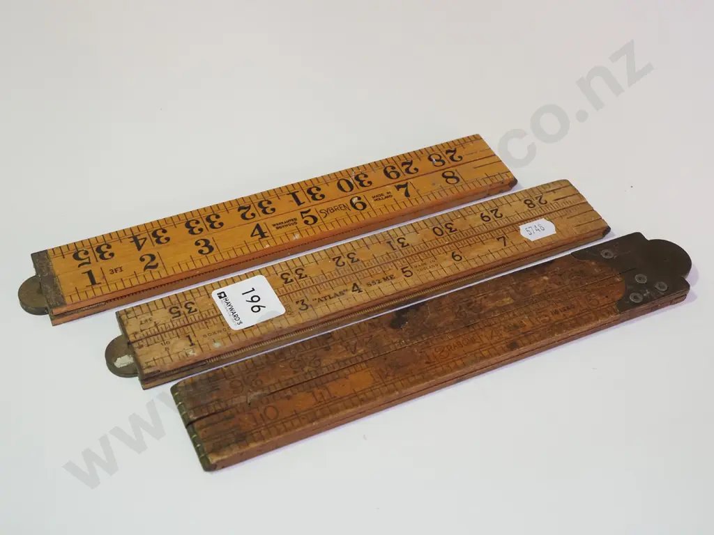 3x vintage builder's rulers Image 1++