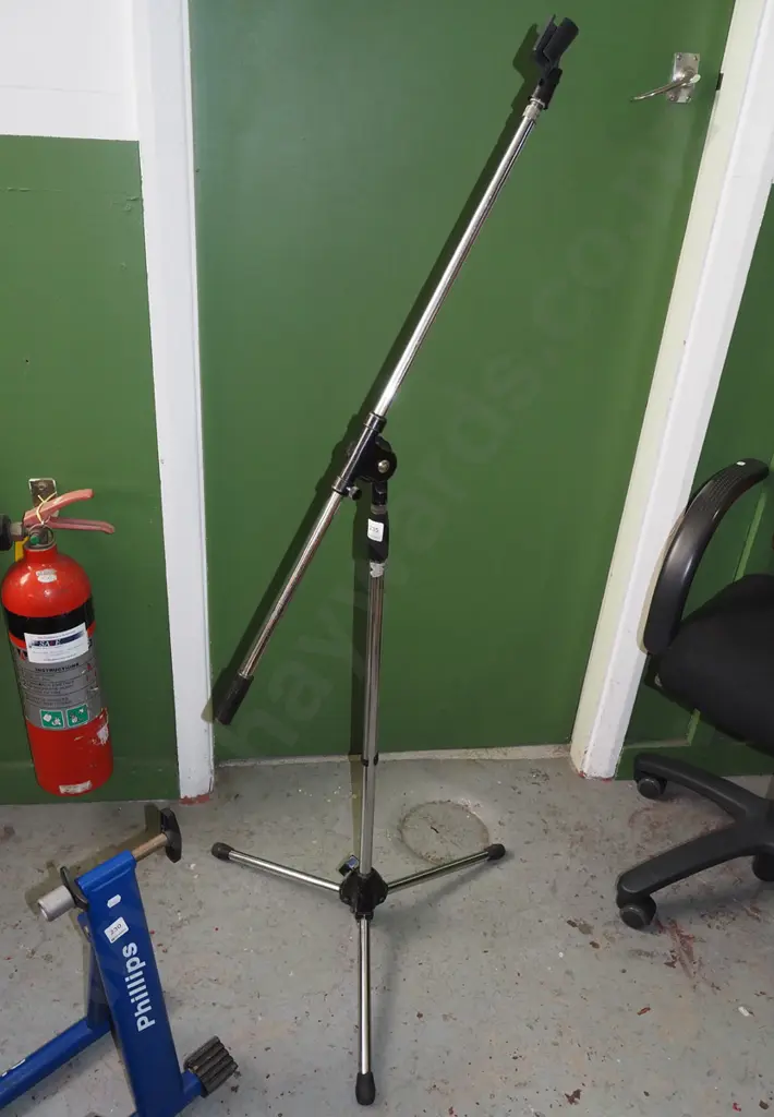 microphone stand Image 1++