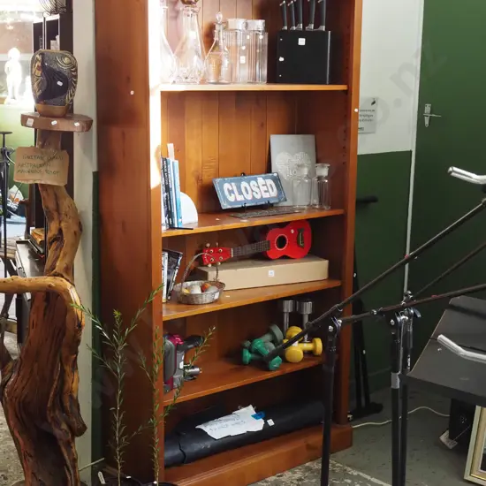 solid pine adjustable bookcase H-2000 W-1100 D-350