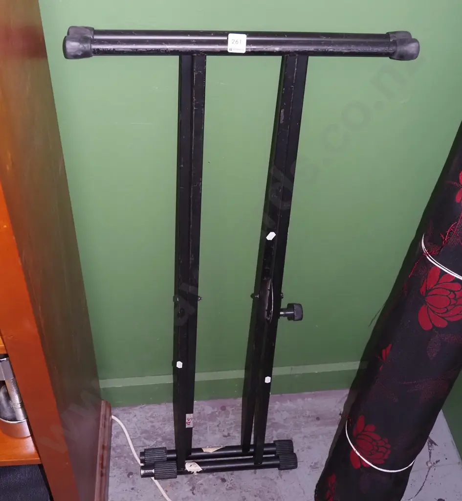 keyboard stand Image 1++