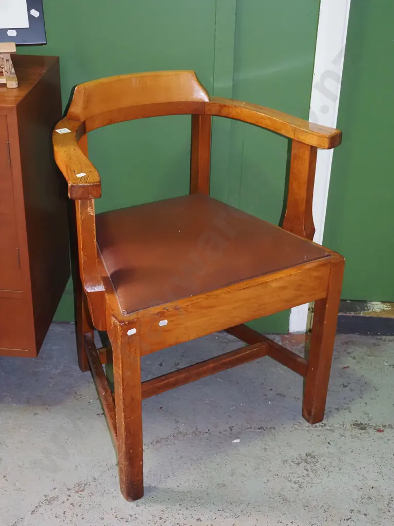 vinyl and rimu tub chair Image 1++