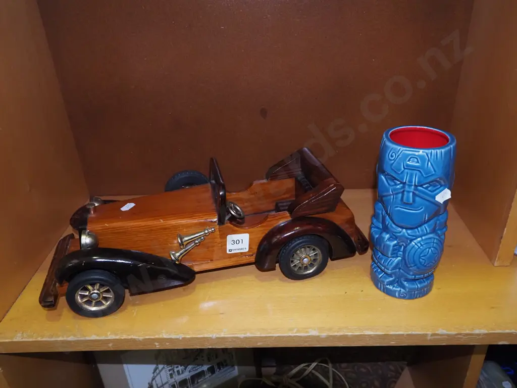 wooden model vehicle, Marvel character vase Image 1++