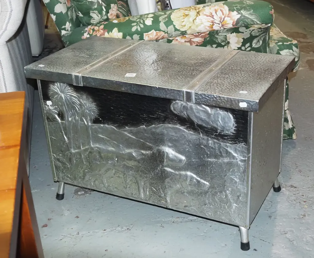 beaten chrome wood bin Image 1++