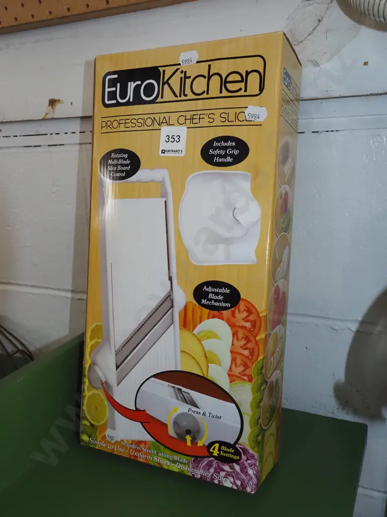 Eurokitchen Professionals Chef slicer Image 1++