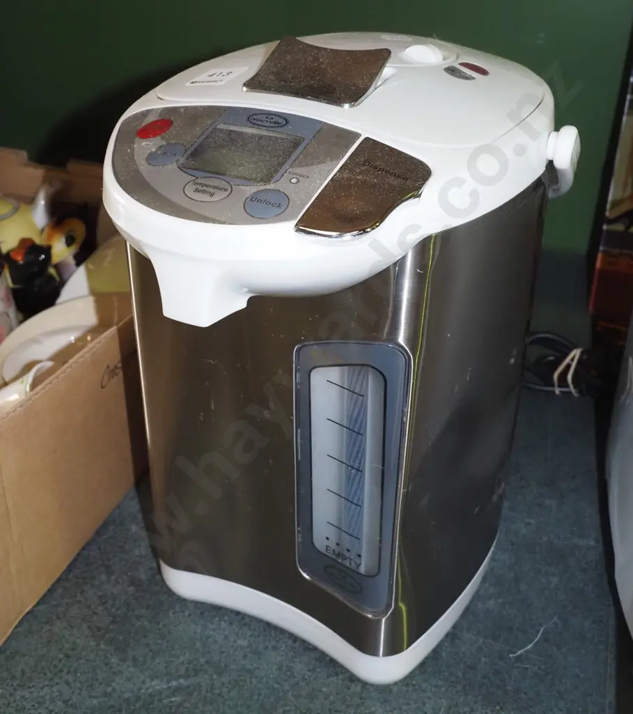 Mouvelle tea urn Image 1++