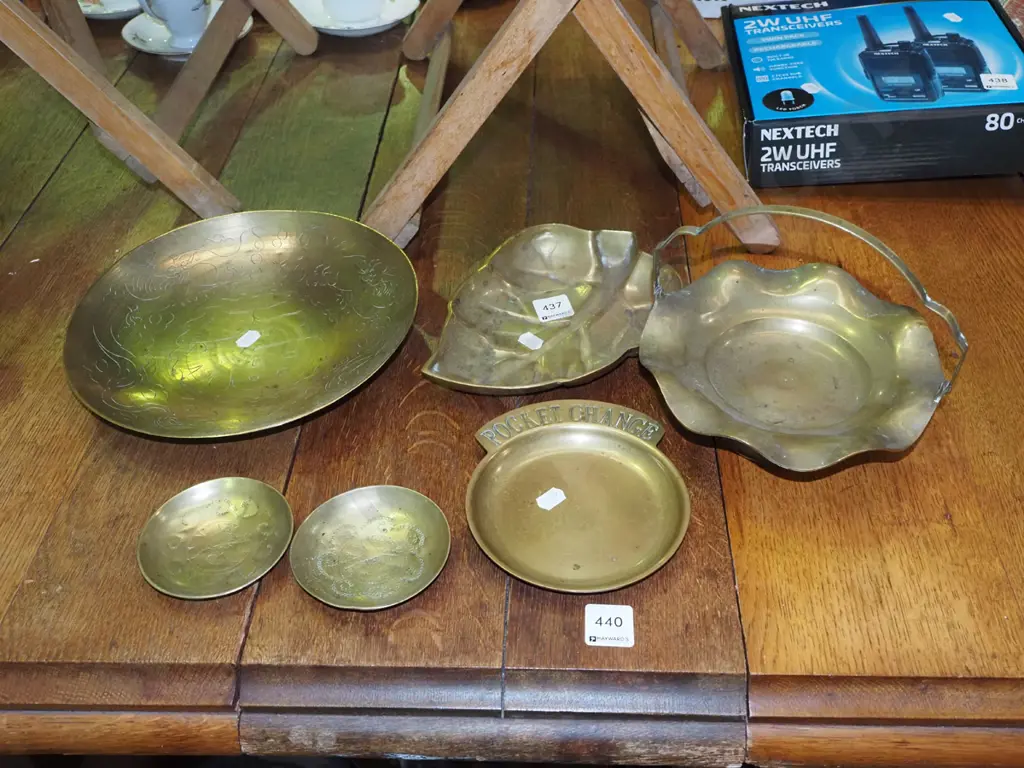 brass bowl and dishes Image 1++