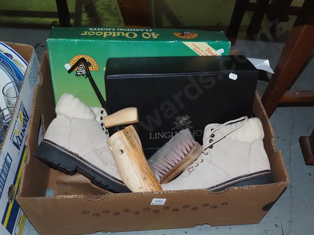 box; outdoor lights, boots, clothes brush etc Image 1++