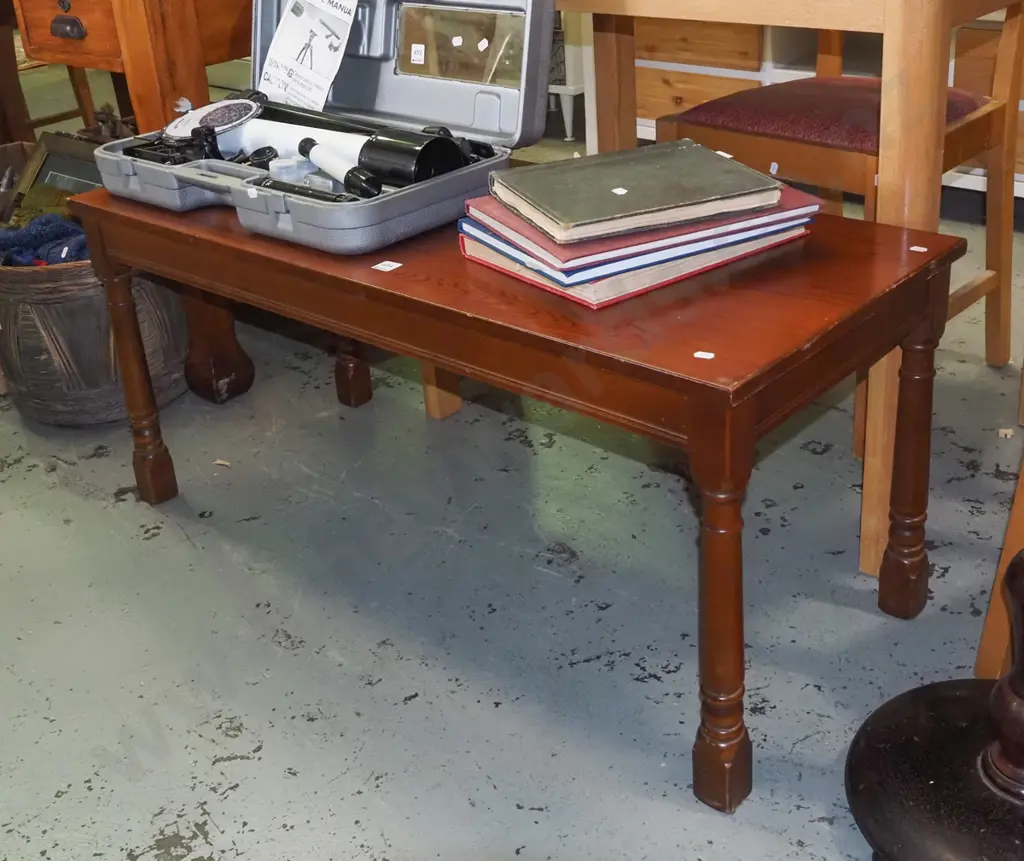 oak turned coffee table H-460 W-1060 D-450 Image 1++
